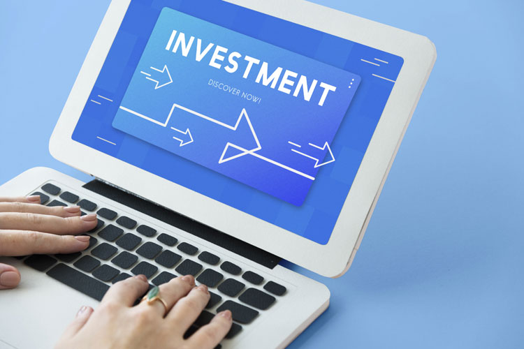 Why Joining The IT Industry is The Best Investment of Your Life?